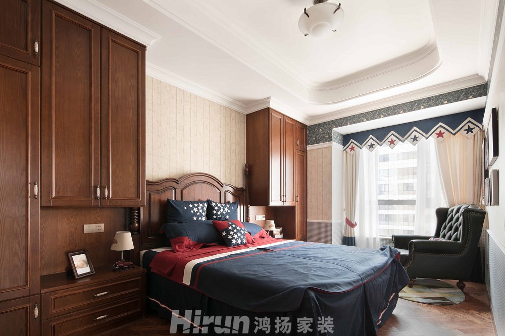 保利國際廣場370㎡歐美香頌大平層 裝修案例實景圖-07