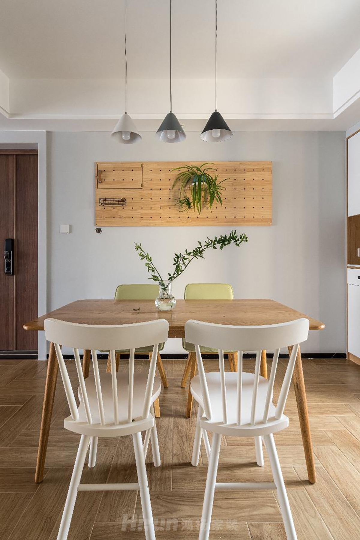 中建亮月湖瀾苑135㎡北歐之光四居室 裝修案例實景圖-image20