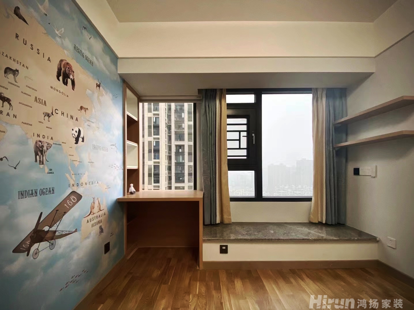 建發(fā)中央悅府150㎡雅致現(xiàn)代四居室 裝修案例實(shí)景圖-7