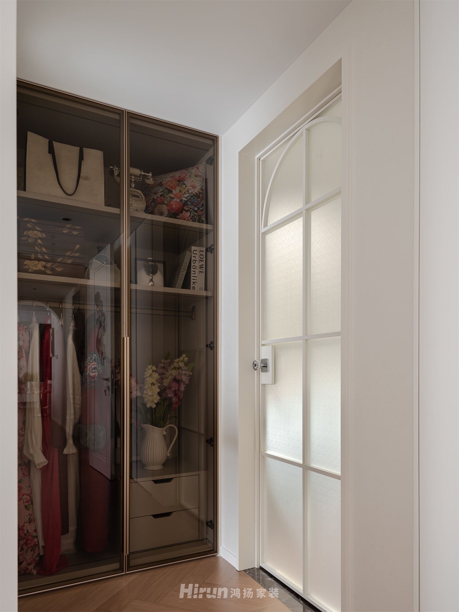 建發央著135㎡異域風情四居室 裝修案例實景圖-2